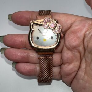 Hello Kitty Rose Gold Magnetic Mesh Strap‎ Brand New Watch